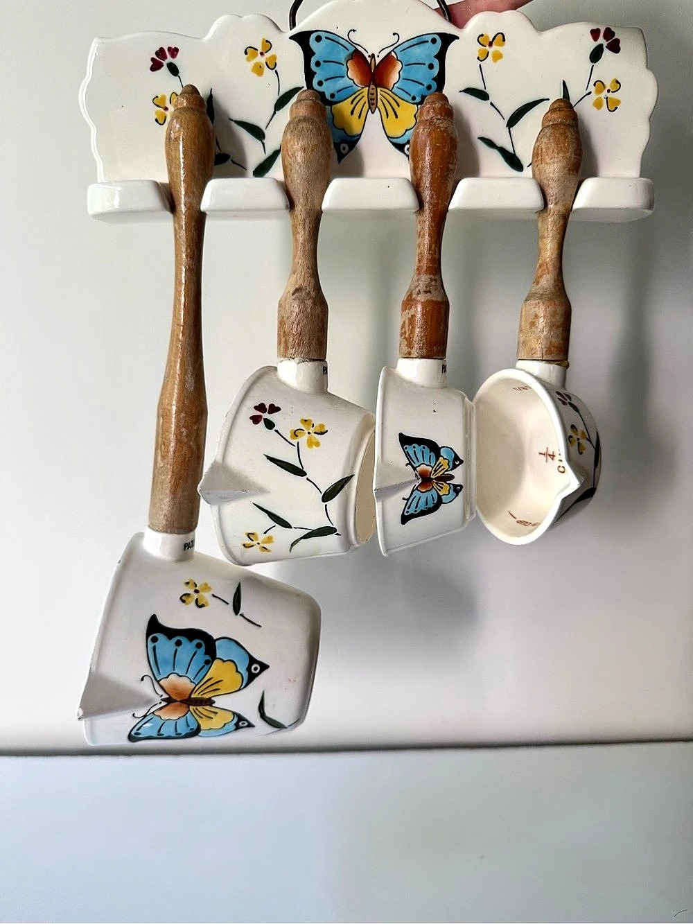 Japan Floral Ceramic Measuring Cup Set with Wooden Handles